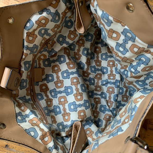 Gucci Signature Monogram Leather Satchel - Picture 3 of 7